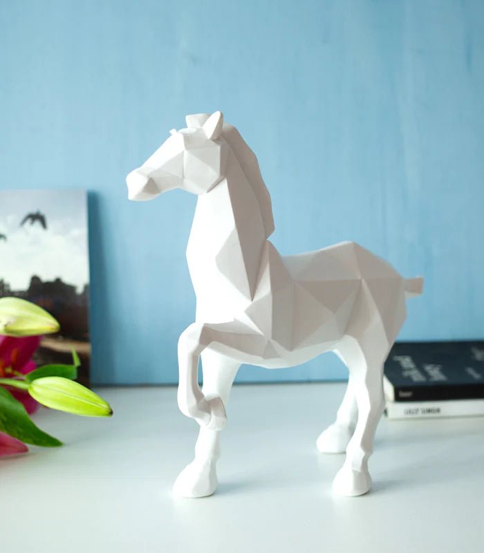 Abstract Horse Statue Resin Ornaments - Nesting Homes